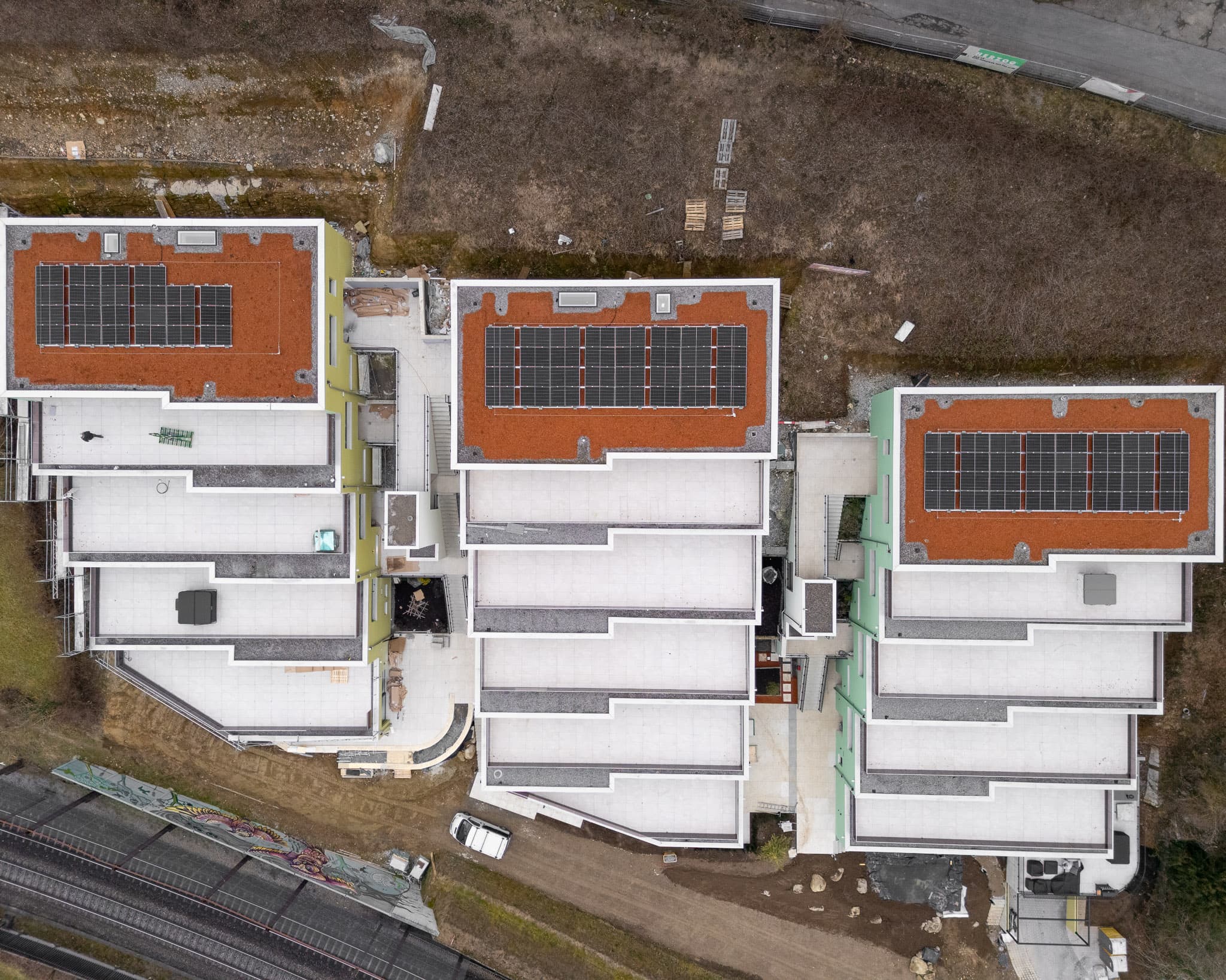 MFH Umiken – Flachdach Photovoltaikanlage